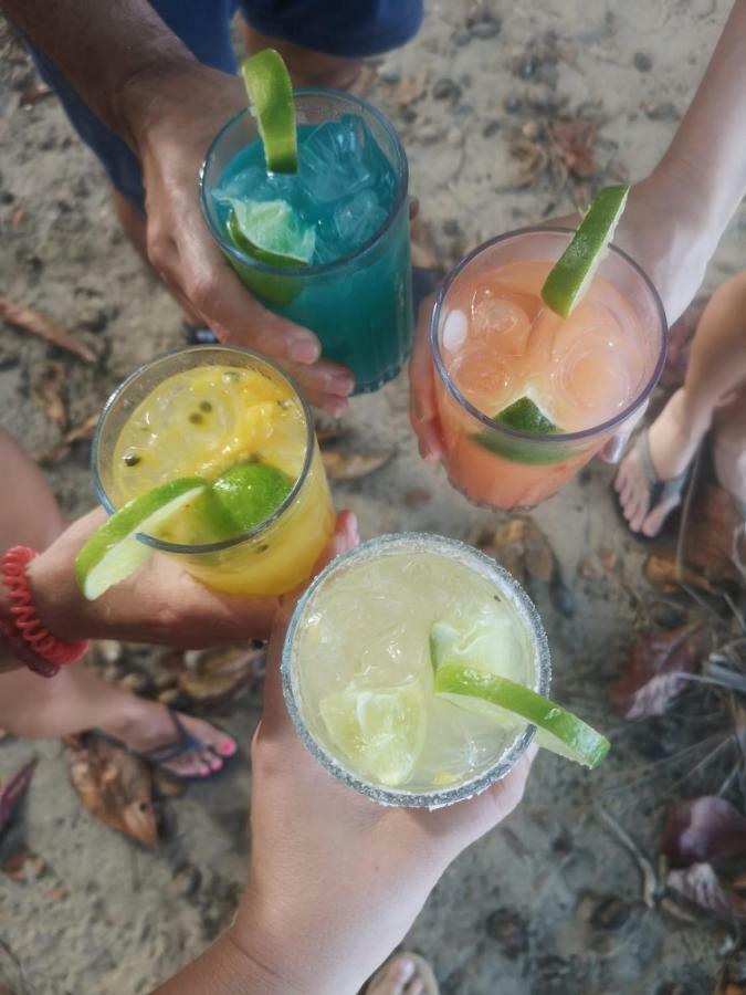 Tasty Dayz Hostel Puerto Viejo de Talamanca Экстерьер фото